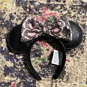 Loungefly Black and Pink Bow Mouse Ears Headband